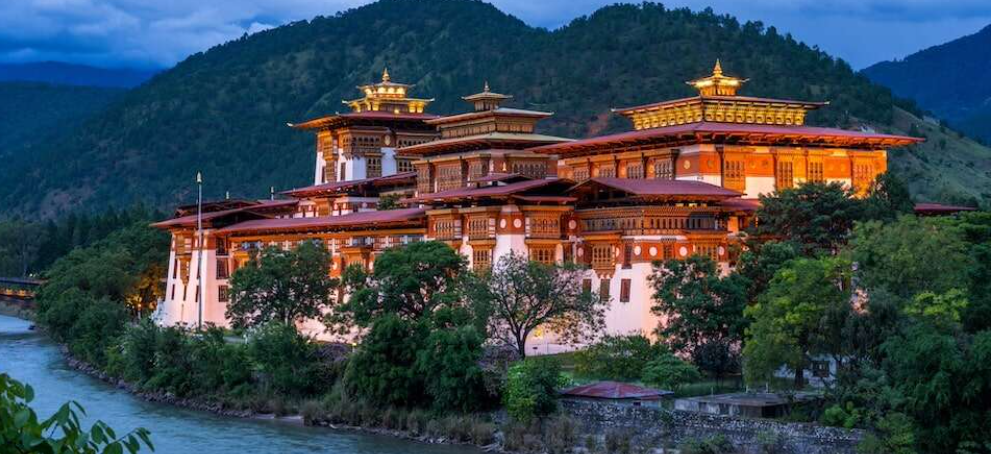  Bhutan Luxury Travel Packages